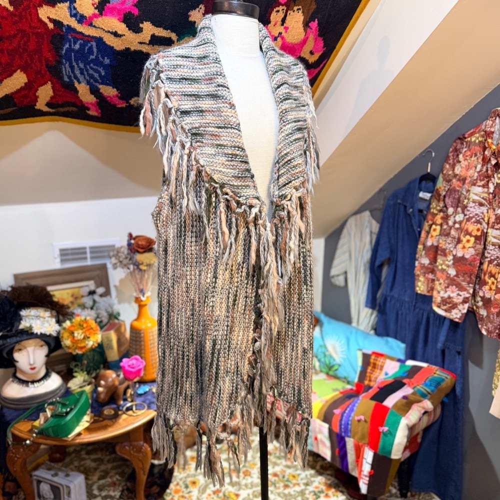 Chicos GORGEOUS Chunky Knit Fringe Longline Vest Wool Blend Boho - Size 3 - Picture 2 of 9